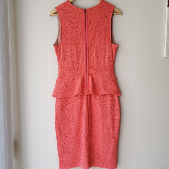 BCBGMAXAZRIA Juliene deep V peplum dress - Picture 5 of 8